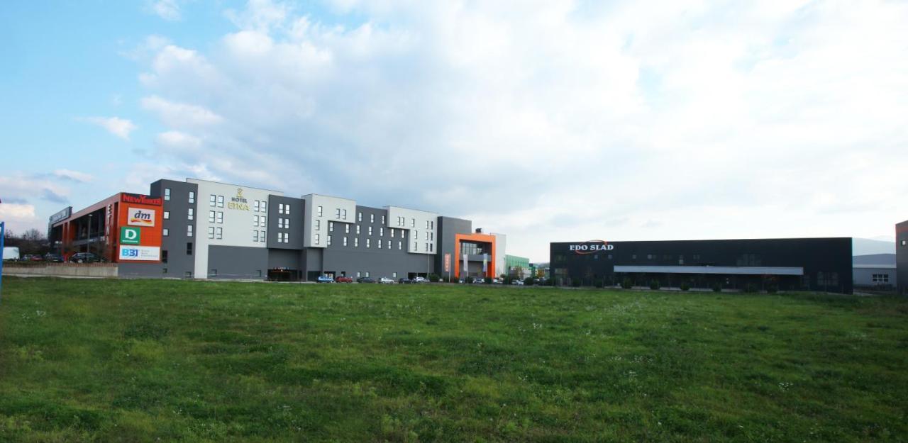 Hotel Etna Gracanica  Екстериор снимка